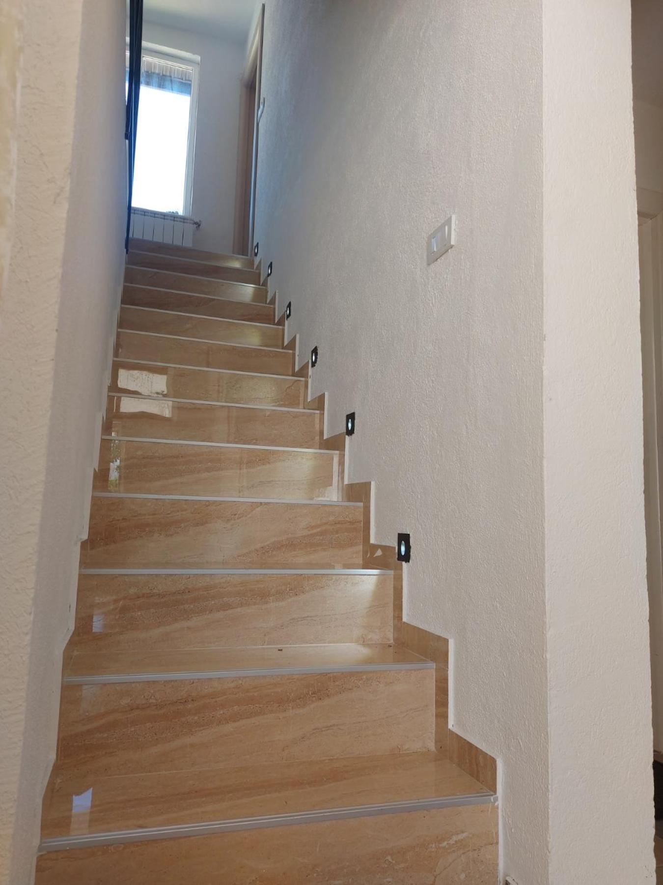Rooms Lida & Friendly Home Πλαβ Εξωτερικό φωτογραφία