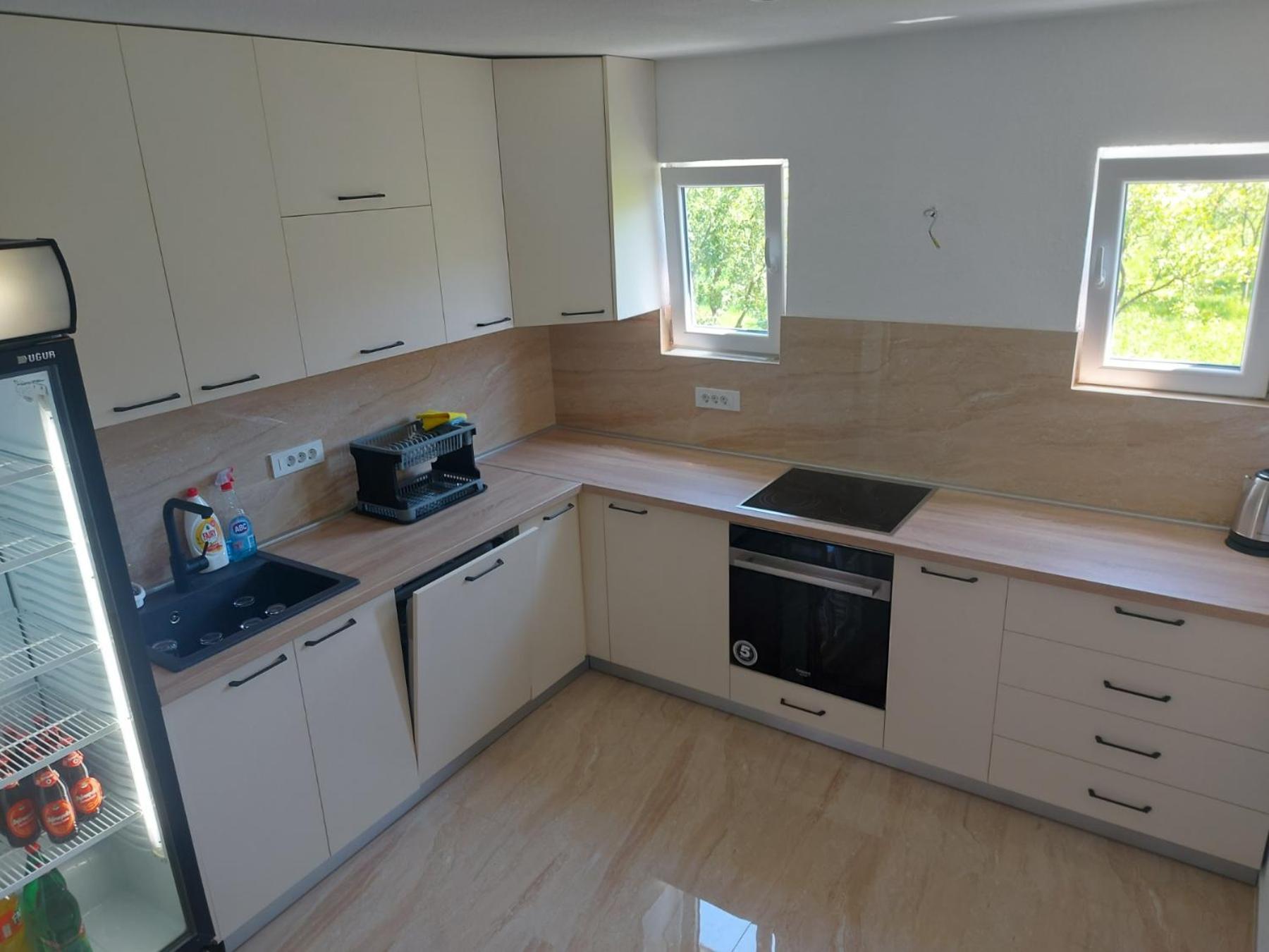 Rooms Lida & Friendly Home Πλαβ Εξωτερικό φωτογραφία