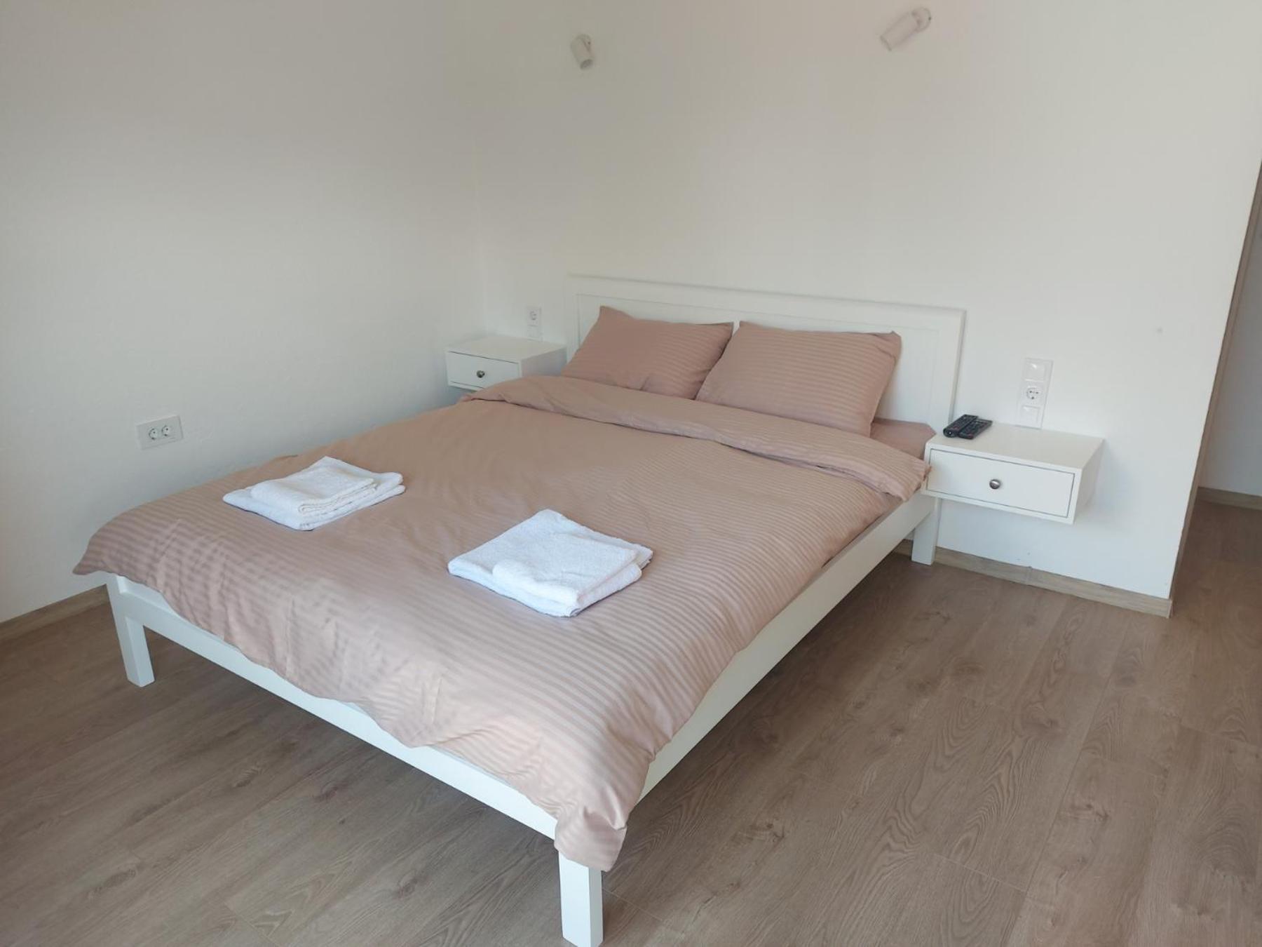 Rooms Lida & Friendly Home Πλαβ Εξωτερικό φωτογραφία